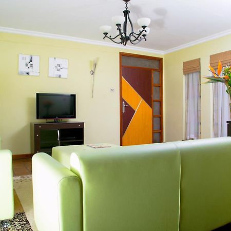 Batians Apartment Hotel Nairobi Phòng bức ảnh